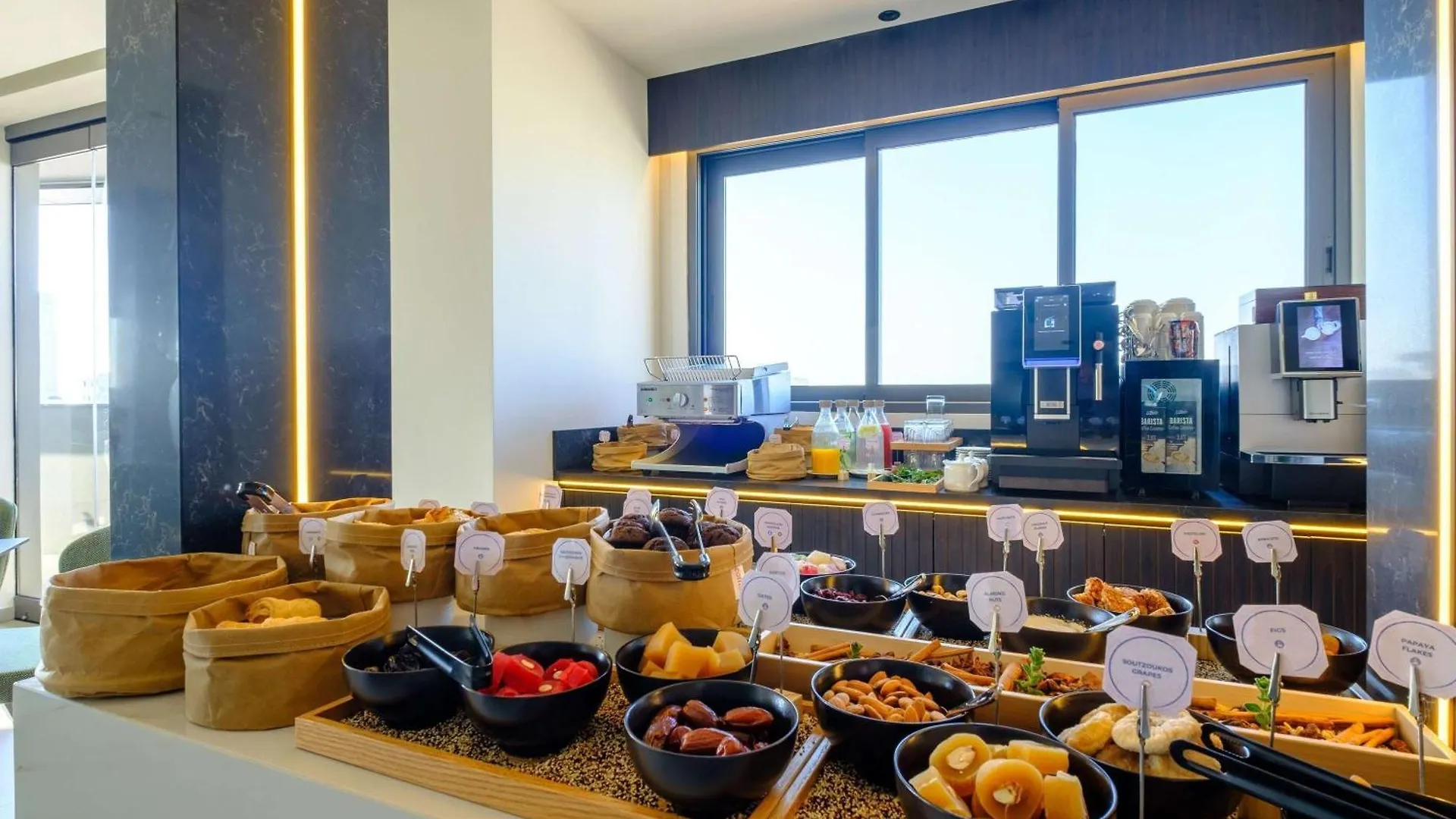 فندق Mercure Larnaca City