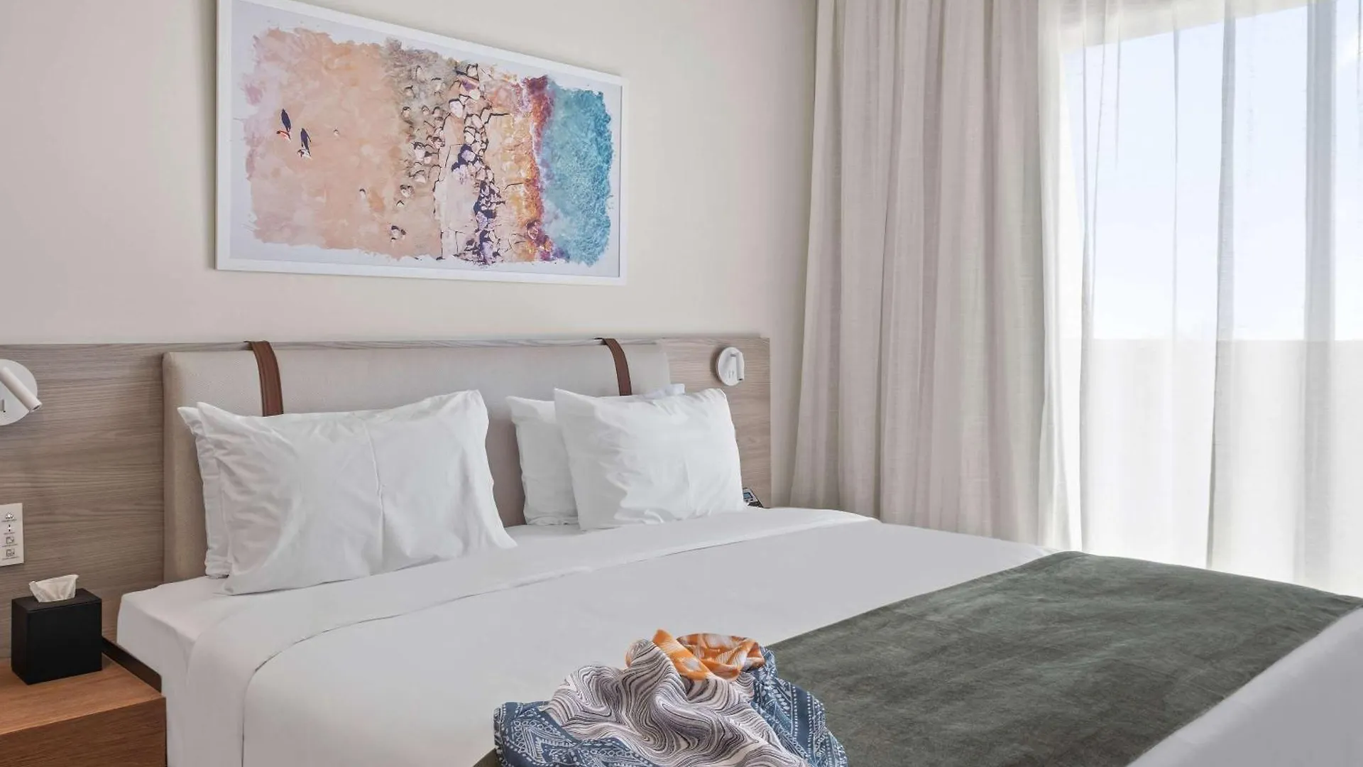 Mercure Larnaca City