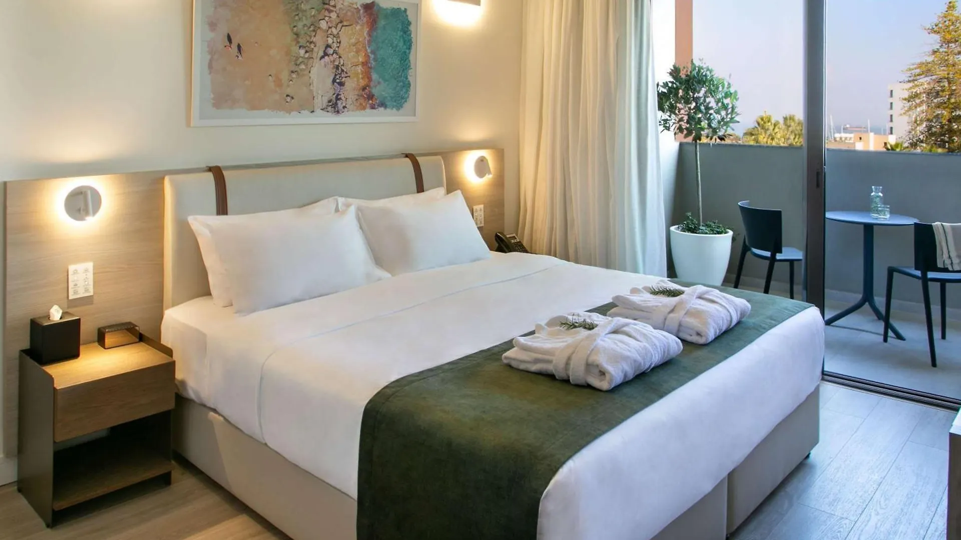 Mercure Larnaca City