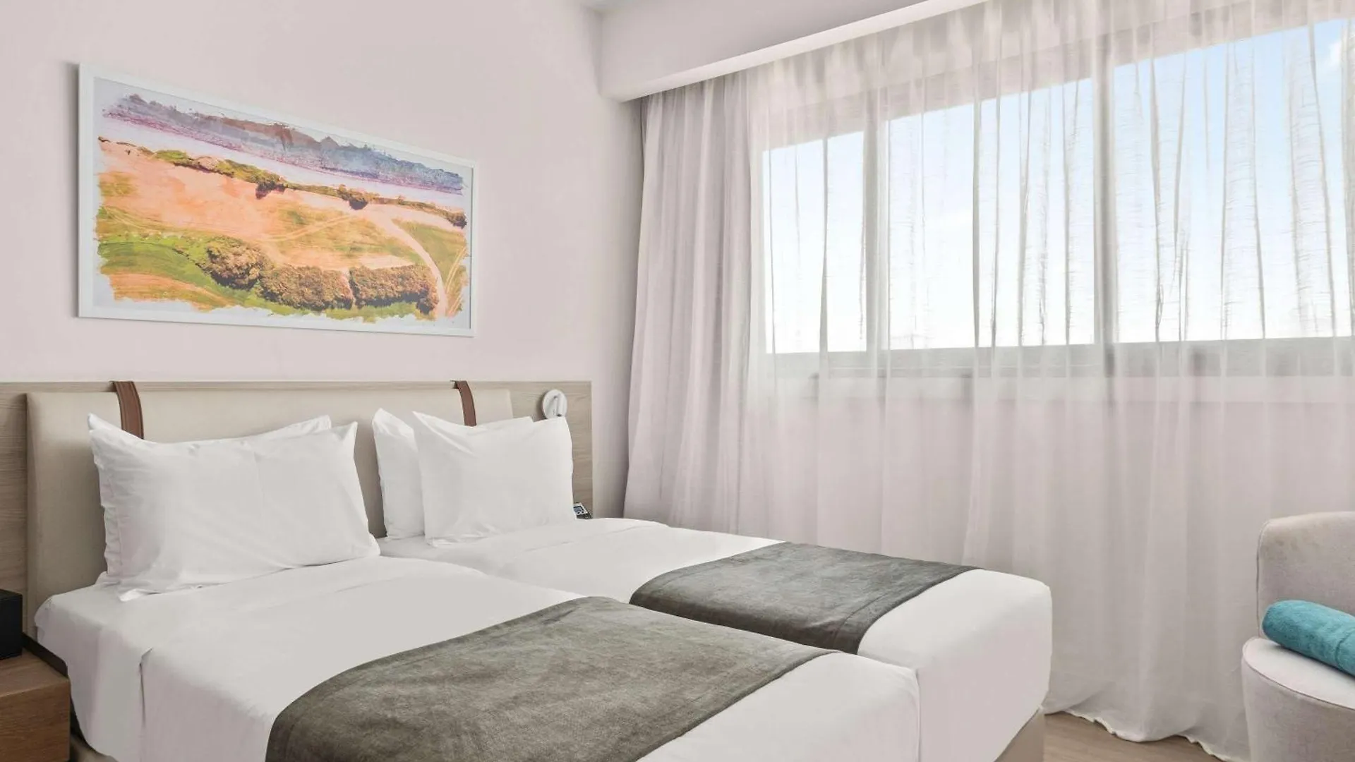 Mercure Larnaca City 3*,  Cyprus