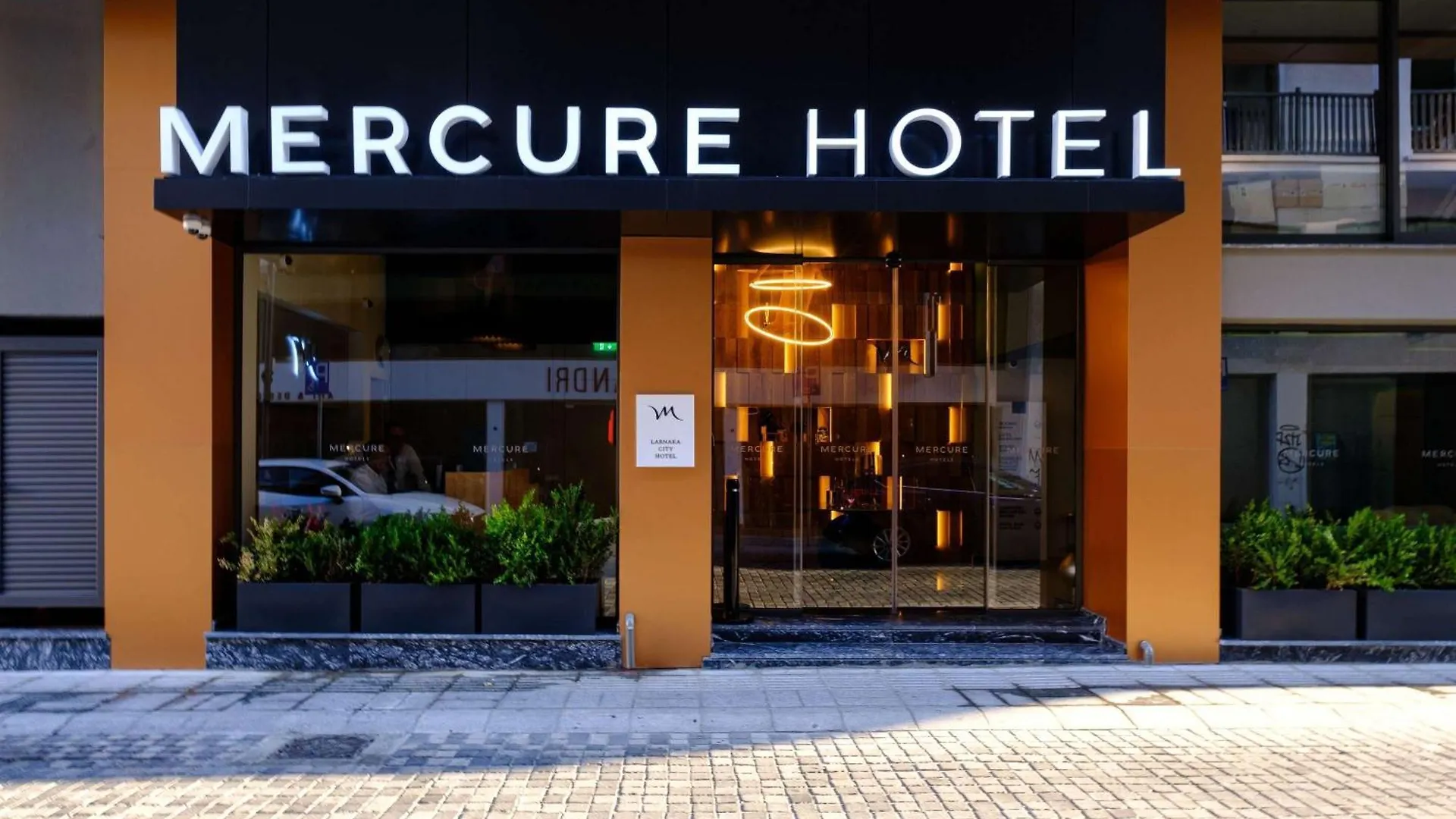 Mercure Larnaca City